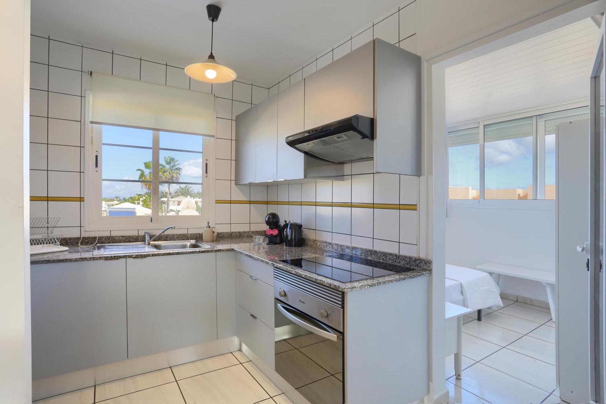 Residencia Lena Apartment คอร์ราเลโฮ ภายนอก รูปภาพ