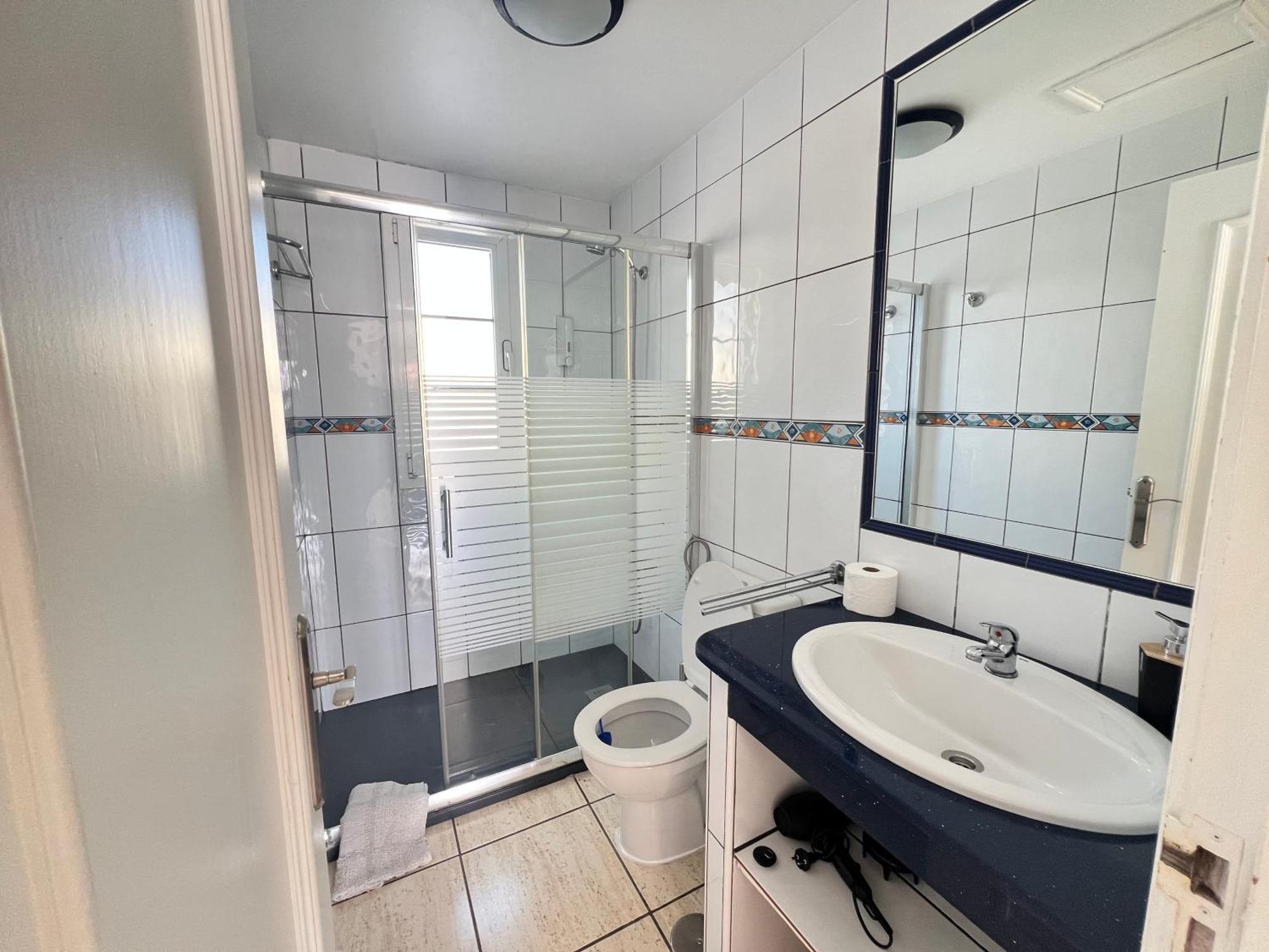 Residencia Lena Apartment คอร์ราเลโฮ ภายนอก รูปภาพ