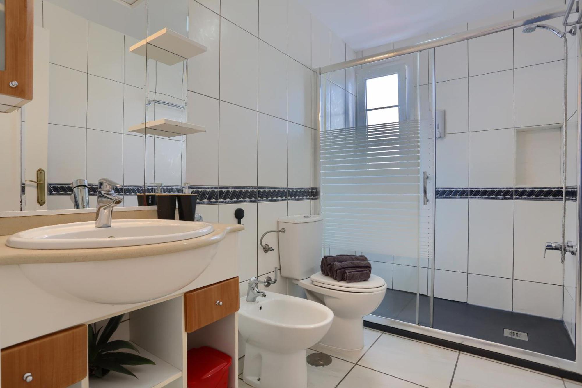 Residencia Lena Apartment คอร์ราเลโฮ ภายนอก รูปภาพ