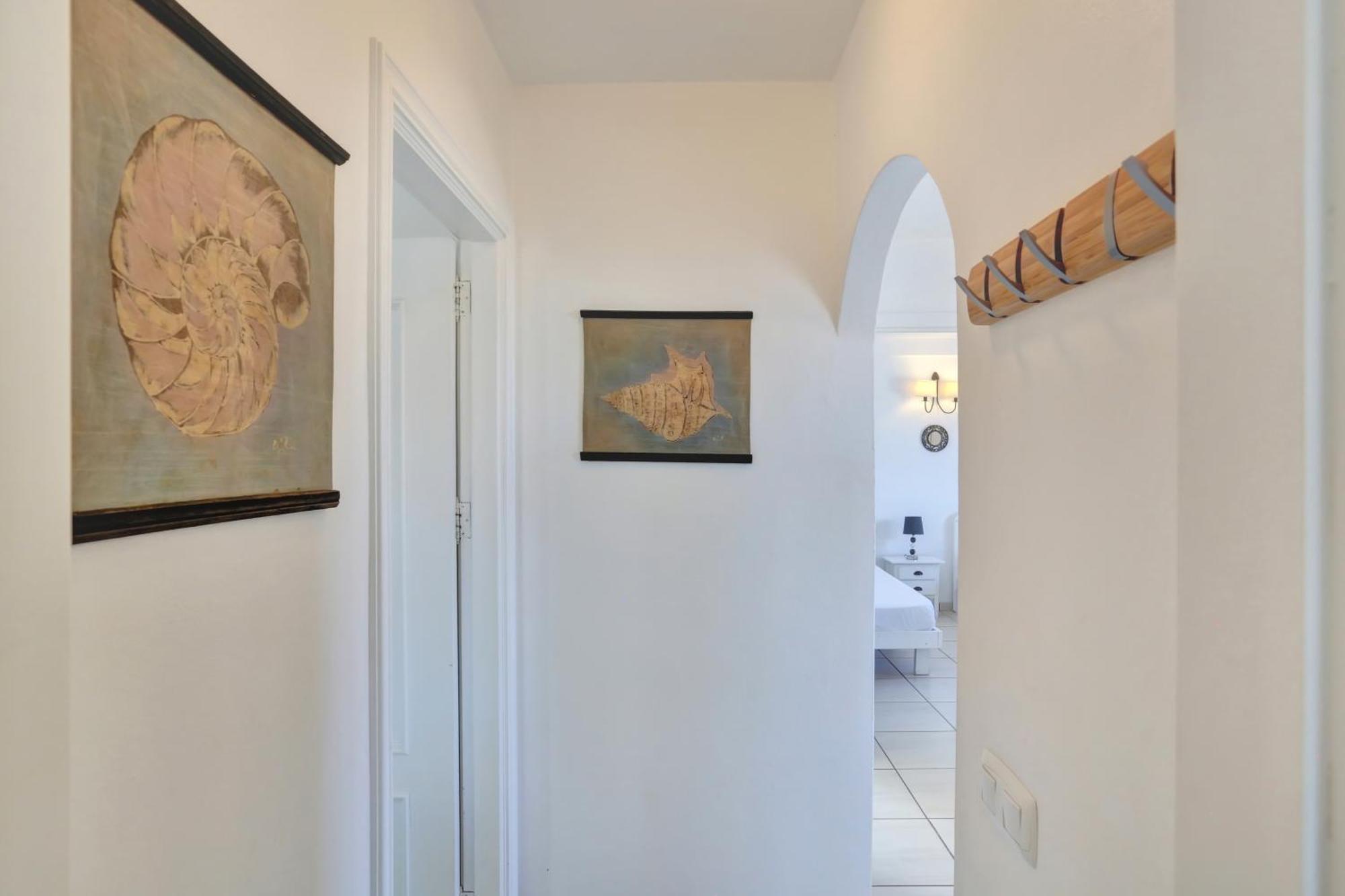 Residencia Lena Apartment คอร์ราเลโฮ ภายนอก รูปภาพ